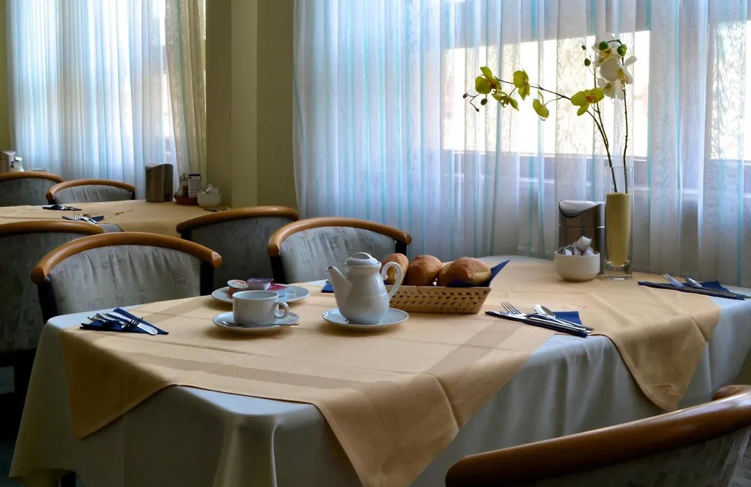 Fair Hotel Am Rathaus-1